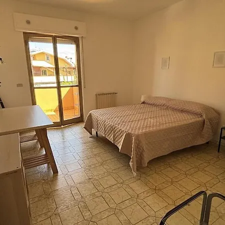 A Due Passi Dal Mare شقة